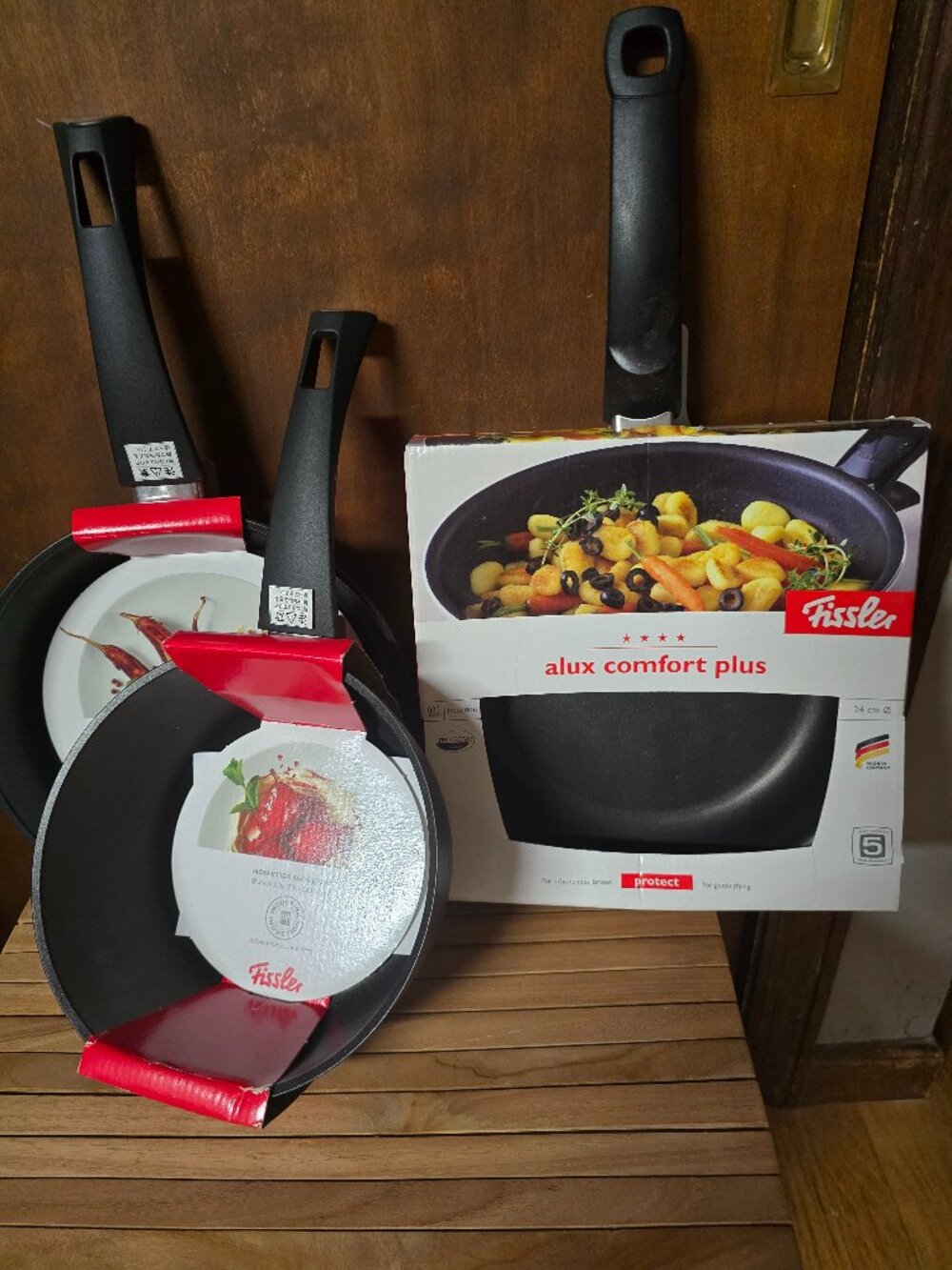 Made in Italy/Germany Fissler  non stick fry pans and saucepan NWT